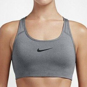 Nike Women's Victory Compression Sports Bra (NWT)